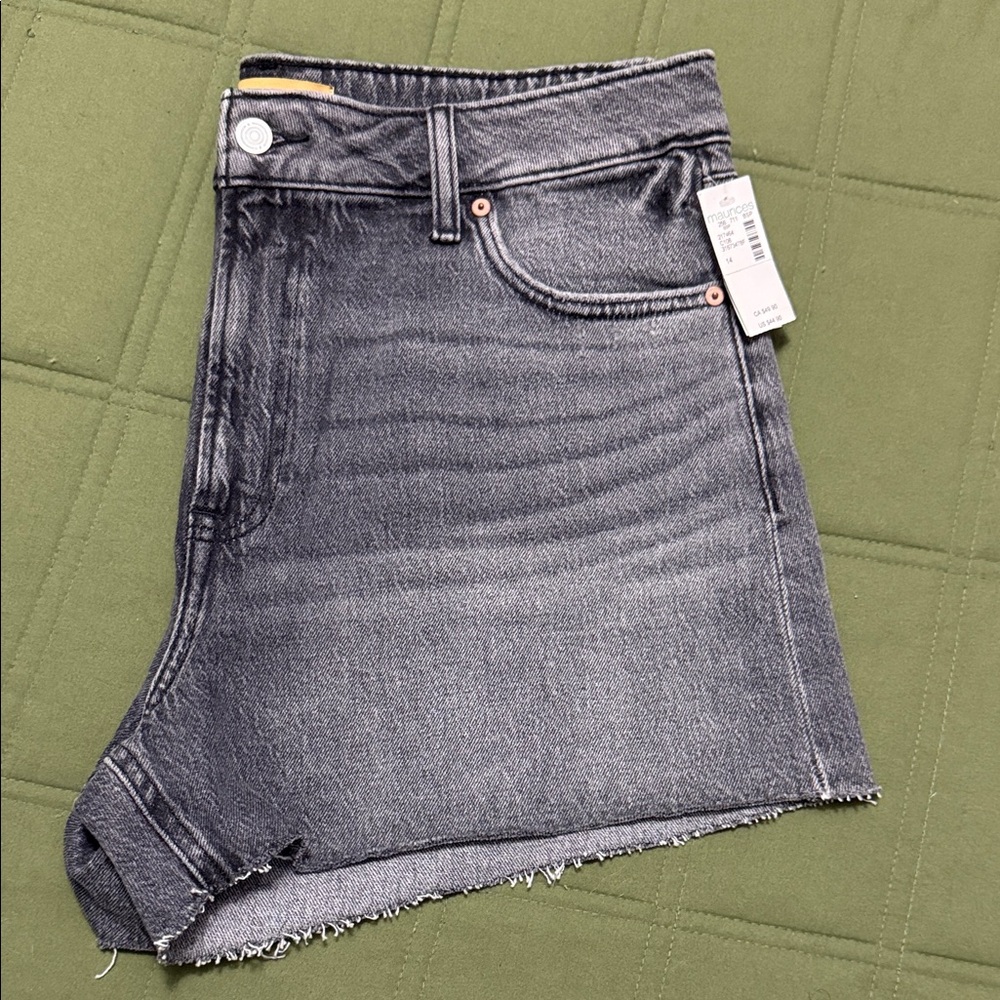 MAURICES | NWT Jean Shorts size 14